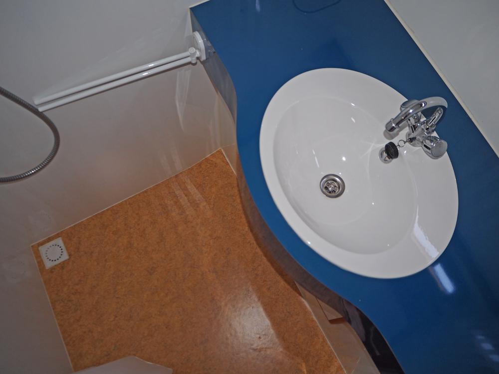 Cabine arri&egrave;re, H&eacute;bergements